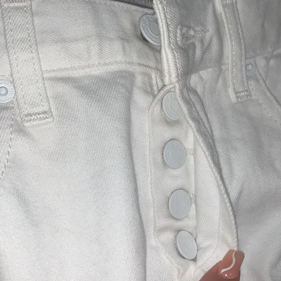 7 For All Mankind NWOT Monroe Cut Off Short