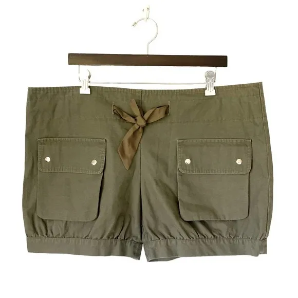 Barney’s New York Sunner Silk &amp; Cotton High Rise Cargo Shorts Olive Size 10 New