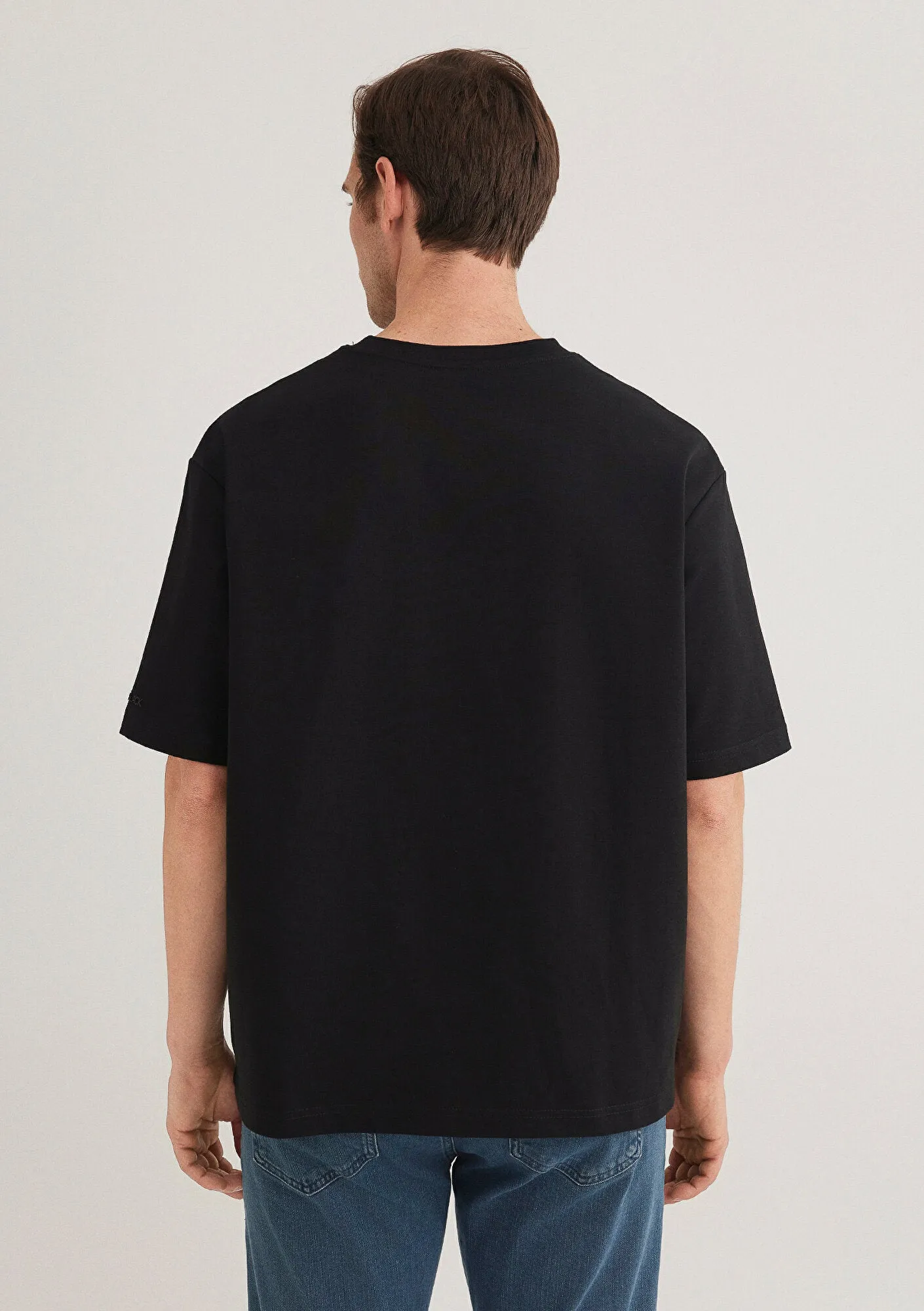 Black T-shirt