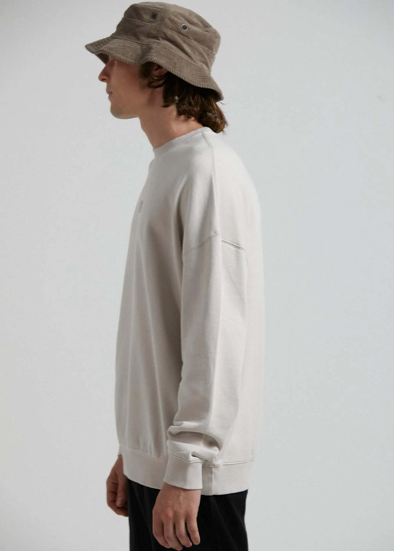 Bleach  - Oversized Crew Neck