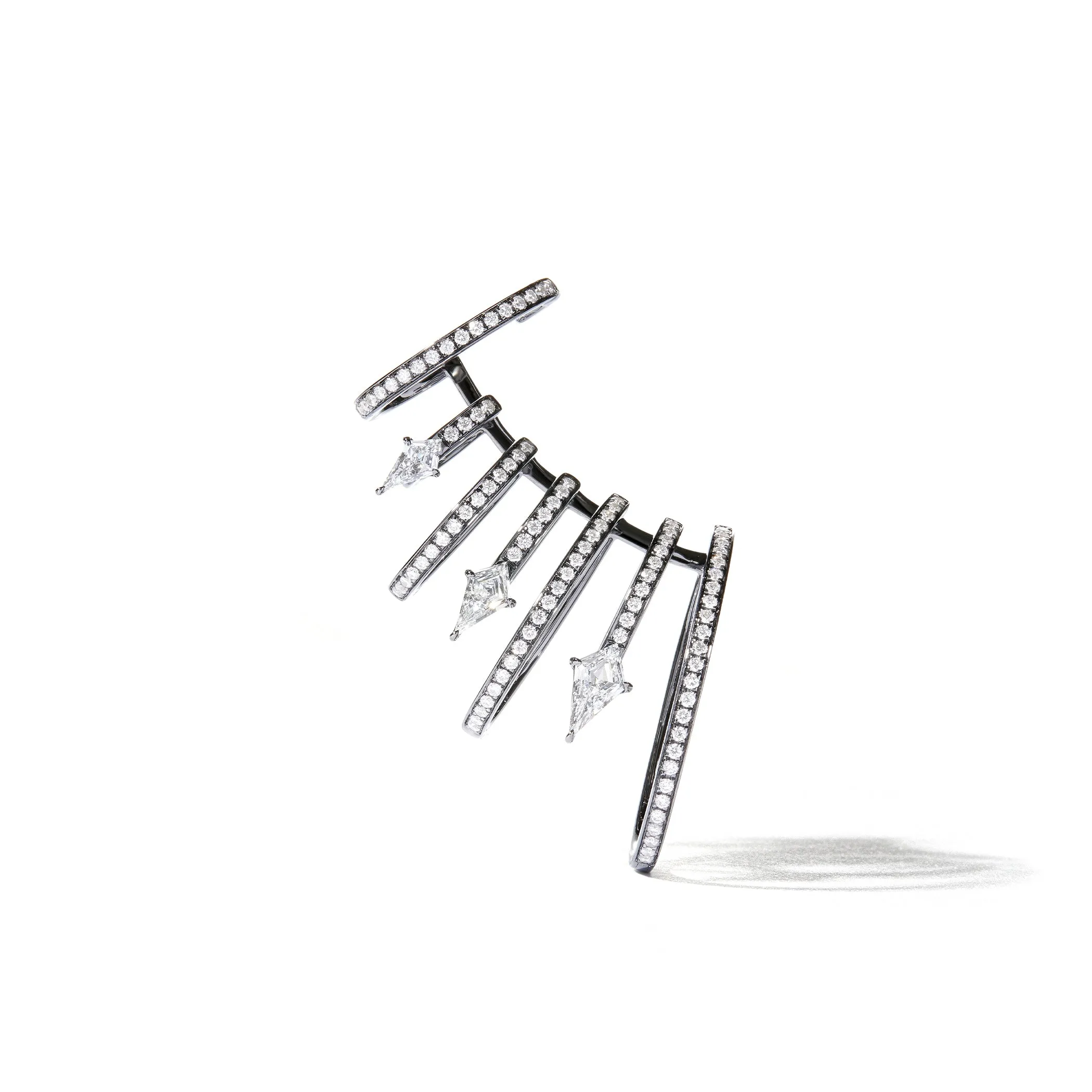 Ezzat Continuum in Blackened White Gold
