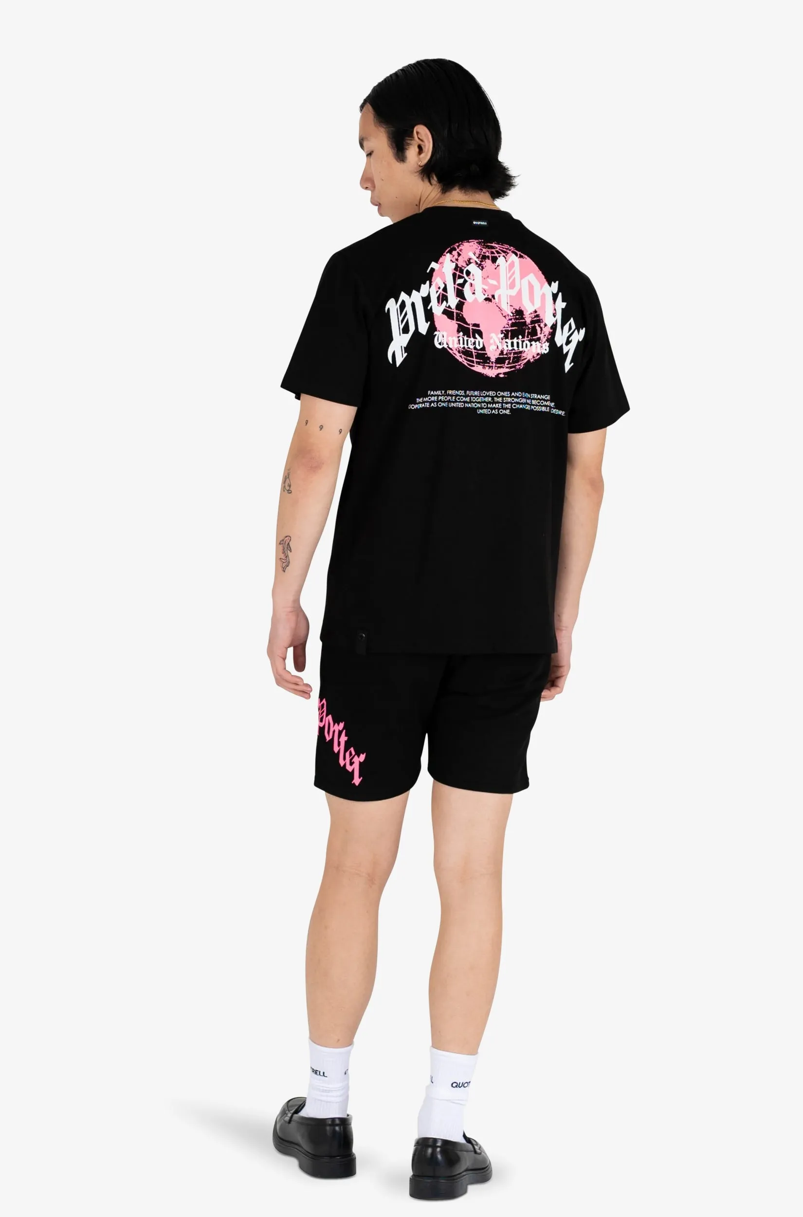 GLOBAL UNITY T-SHIRT | BLACK/NEON PINK