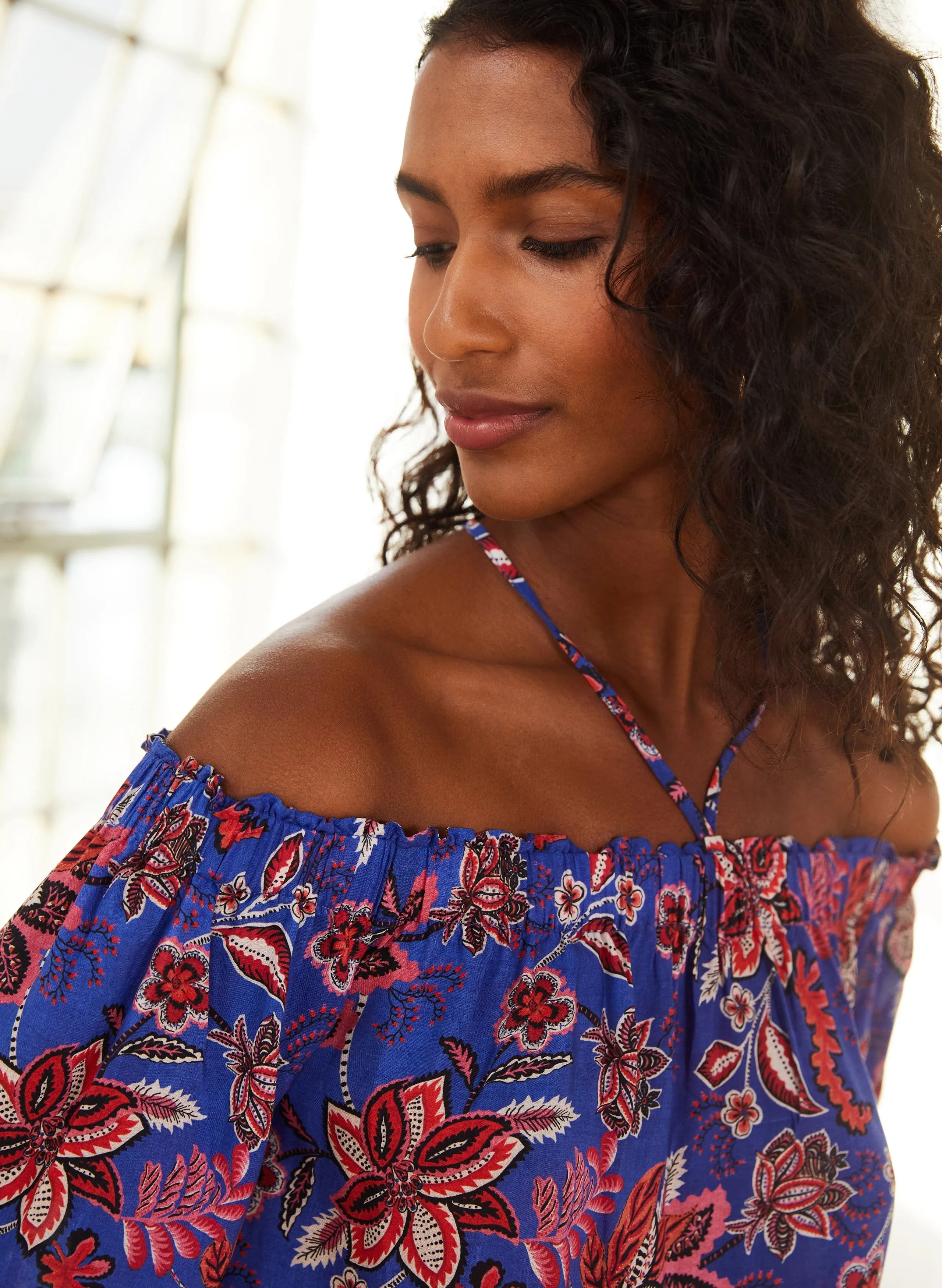 Jayla Floral Print LENZING™ ECOVERO™ Off-The-Shoulder Top | Blue Verona