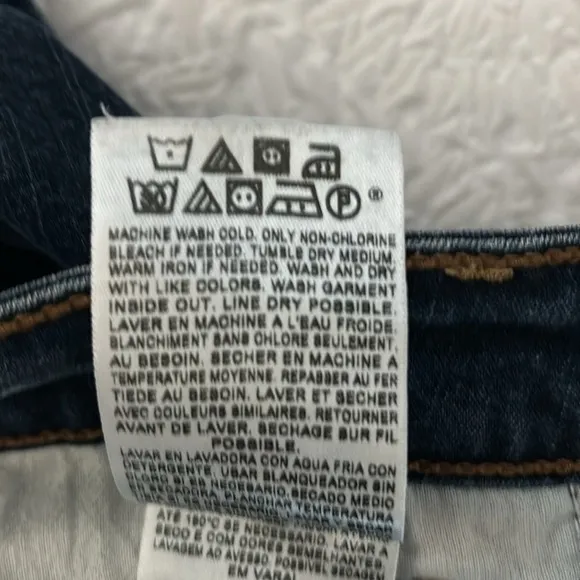 Levi's High Waisted Mom Jean Shorts