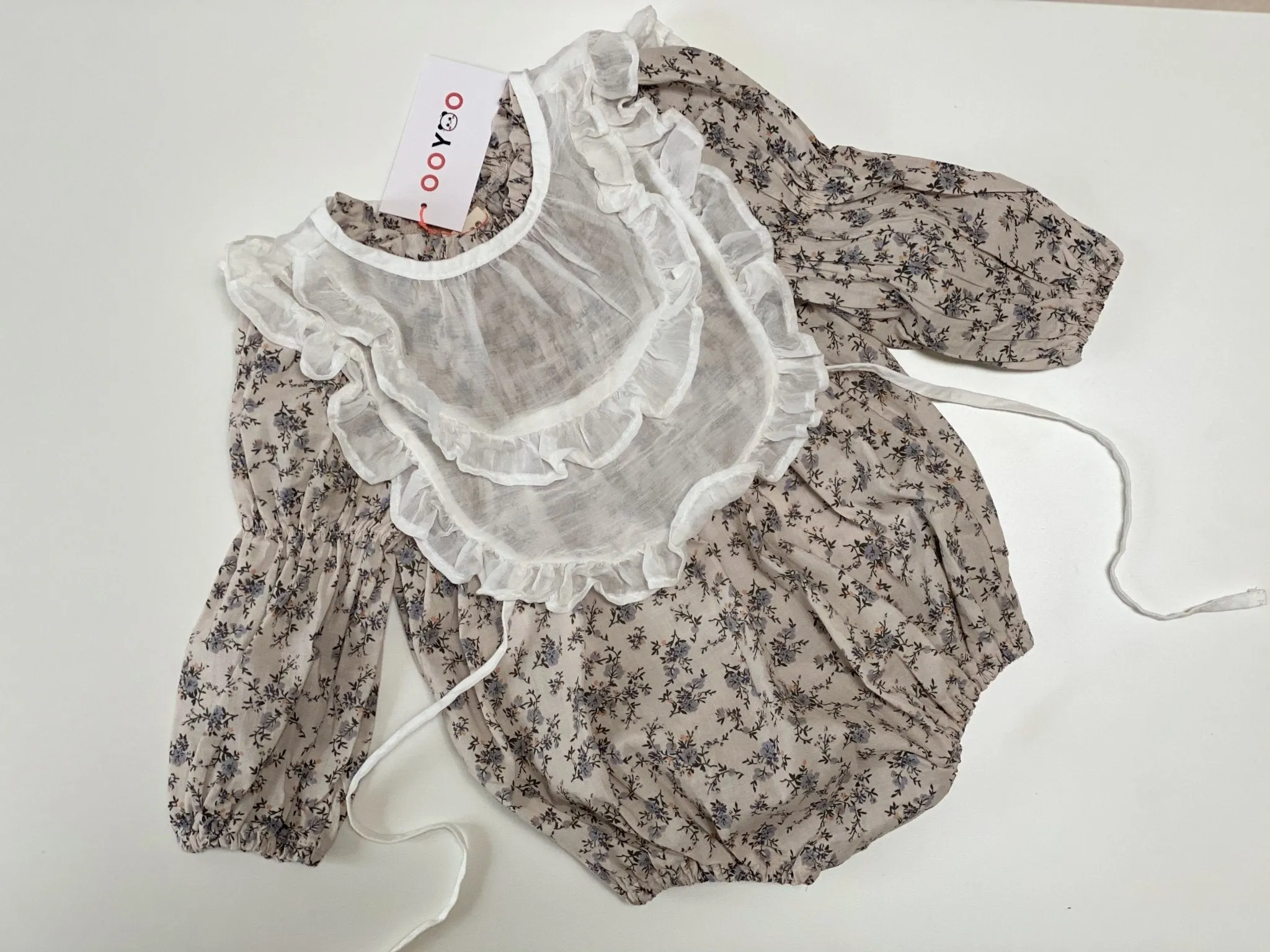 Monbebe Frill Vest (White)