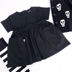 NOT SO BASIC BLACK COLLAR SMOCK DRESS