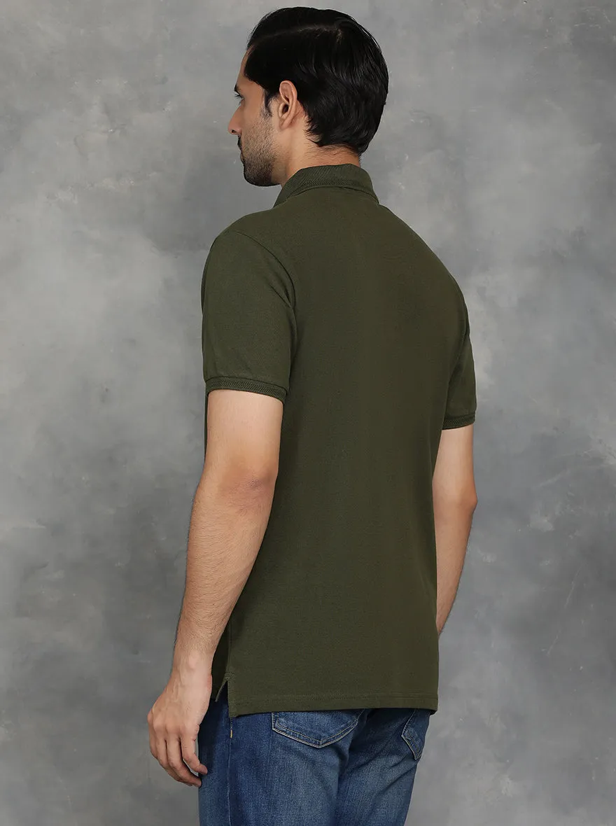 Olive Green Solid Slim Fit Polo T-Shirt | JadeBlue
