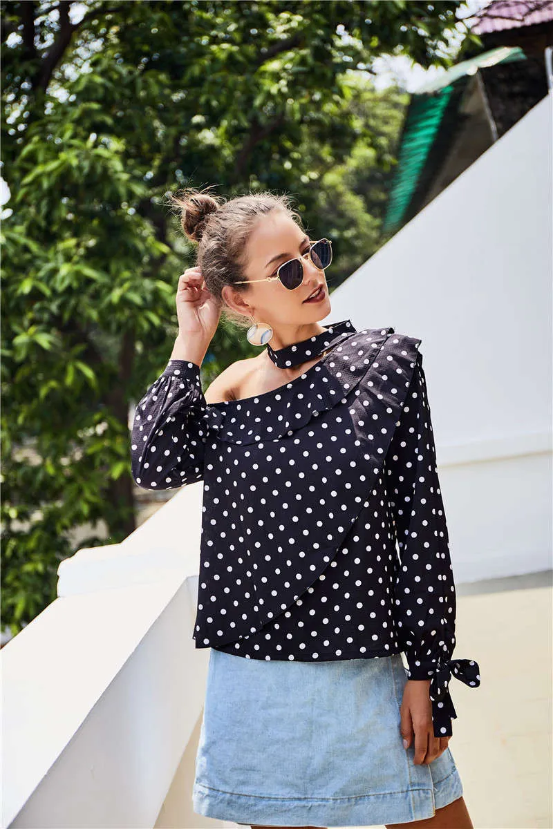 Original Design Off-shoulder Sleeves Women's Shirt Wave Point Hanging Neck Top