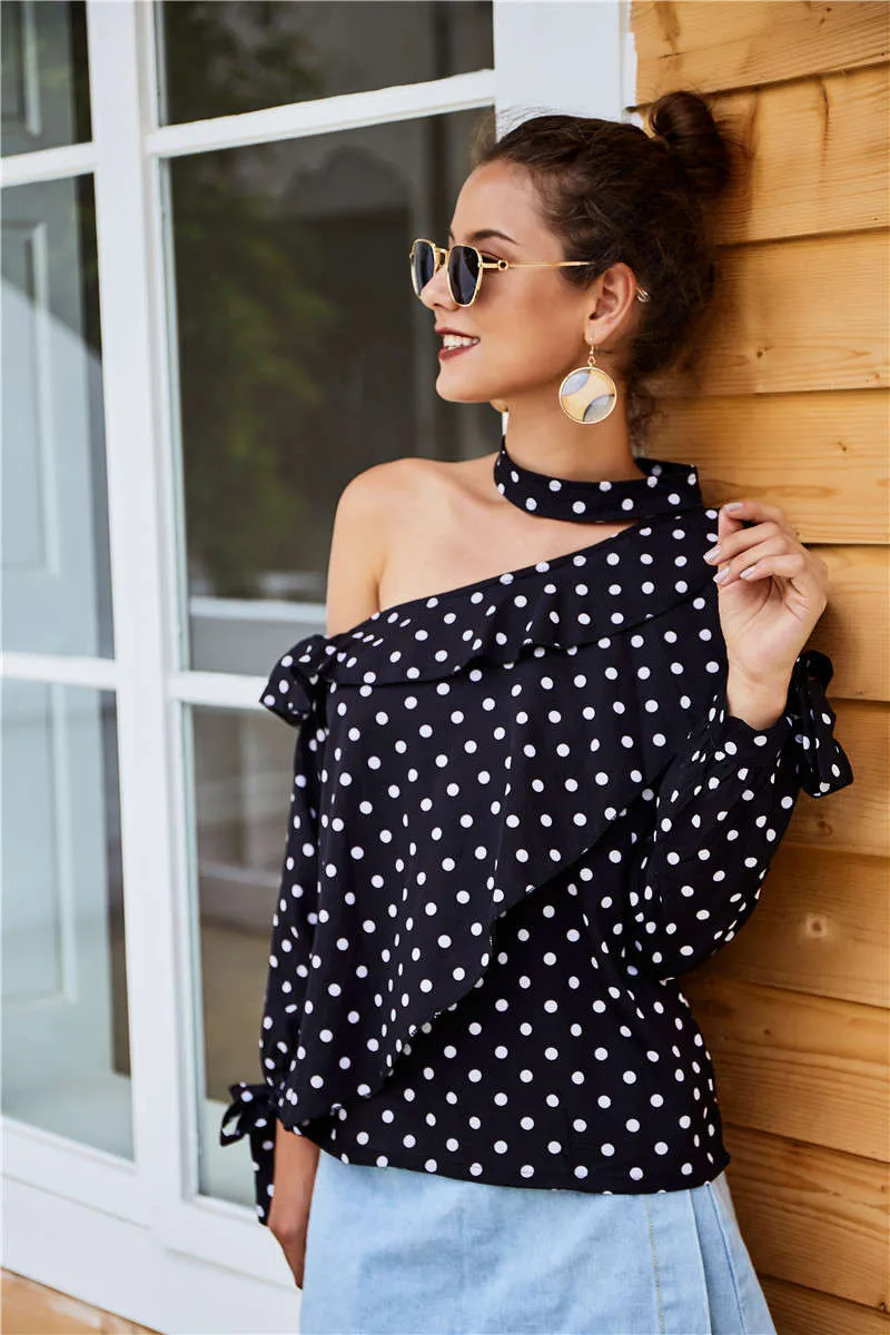 Original Design Off-shoulder Sleeves Women's Shirt Wave Point Hanging Neck Top