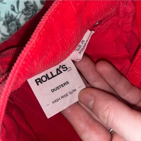 Rollas dusters watermelon red ribbed high rise shorts size 26