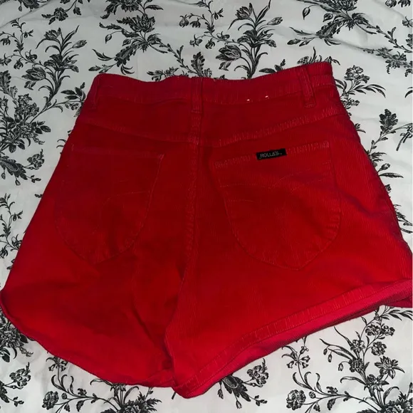 Rollas dusters watermelon red ribbed high rise shorts size 26