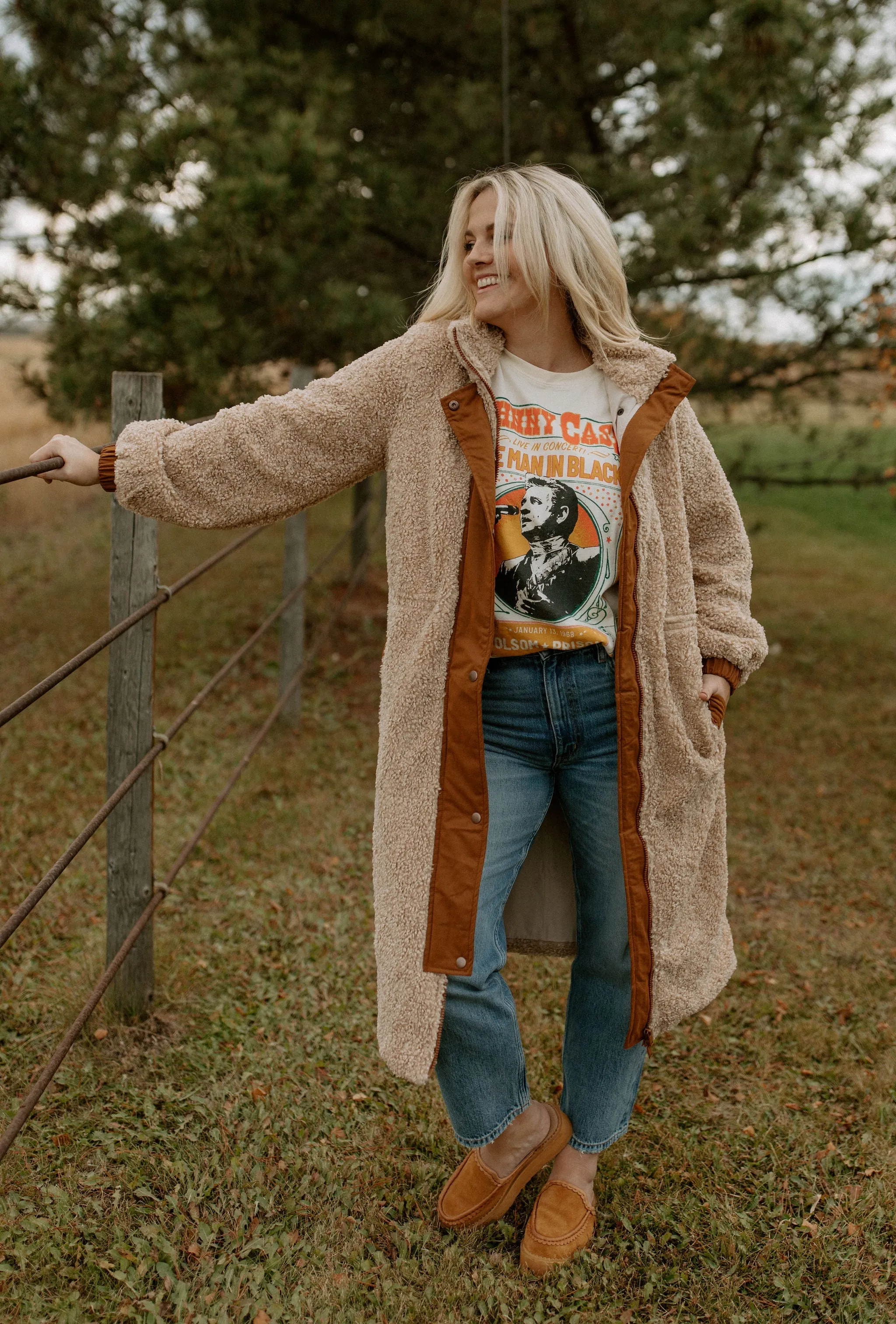 The Johnny Cash Live In Concert OS Tee by Daydreamer