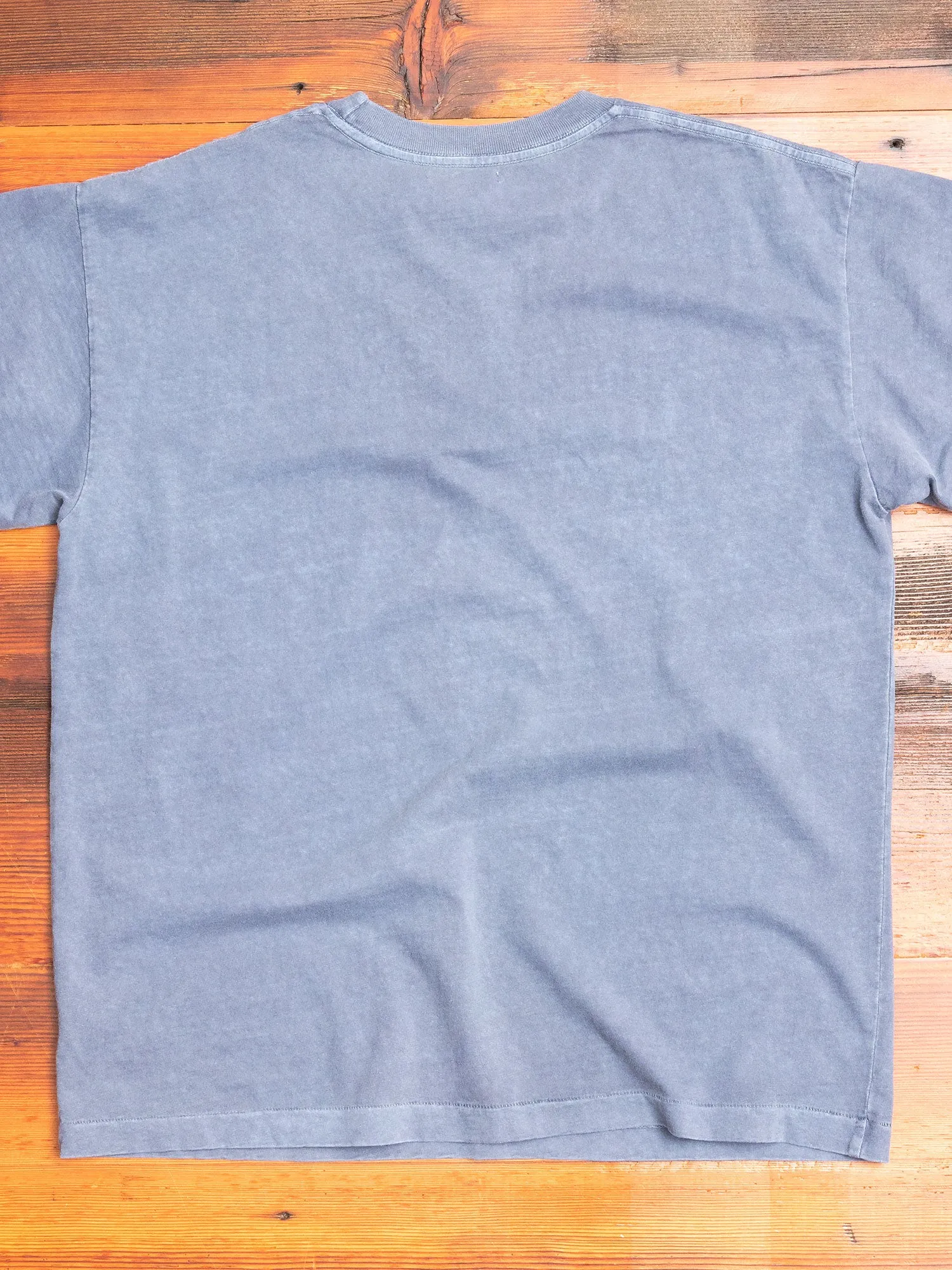 University T-Shirt in Flynt