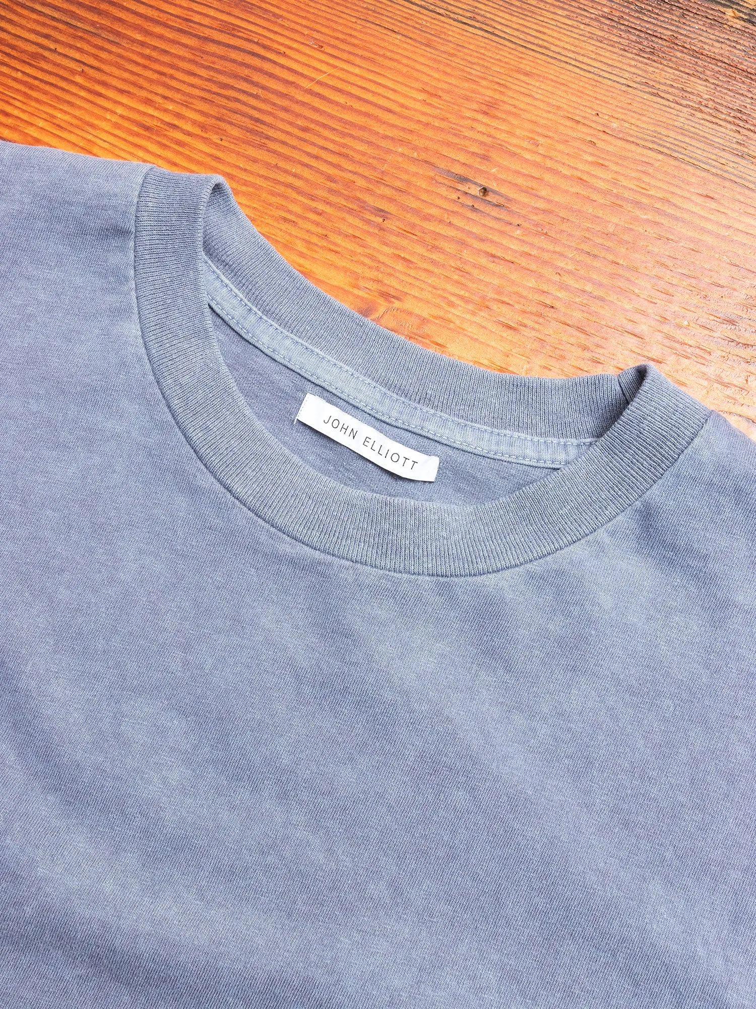 University T-Shirt in Flynt