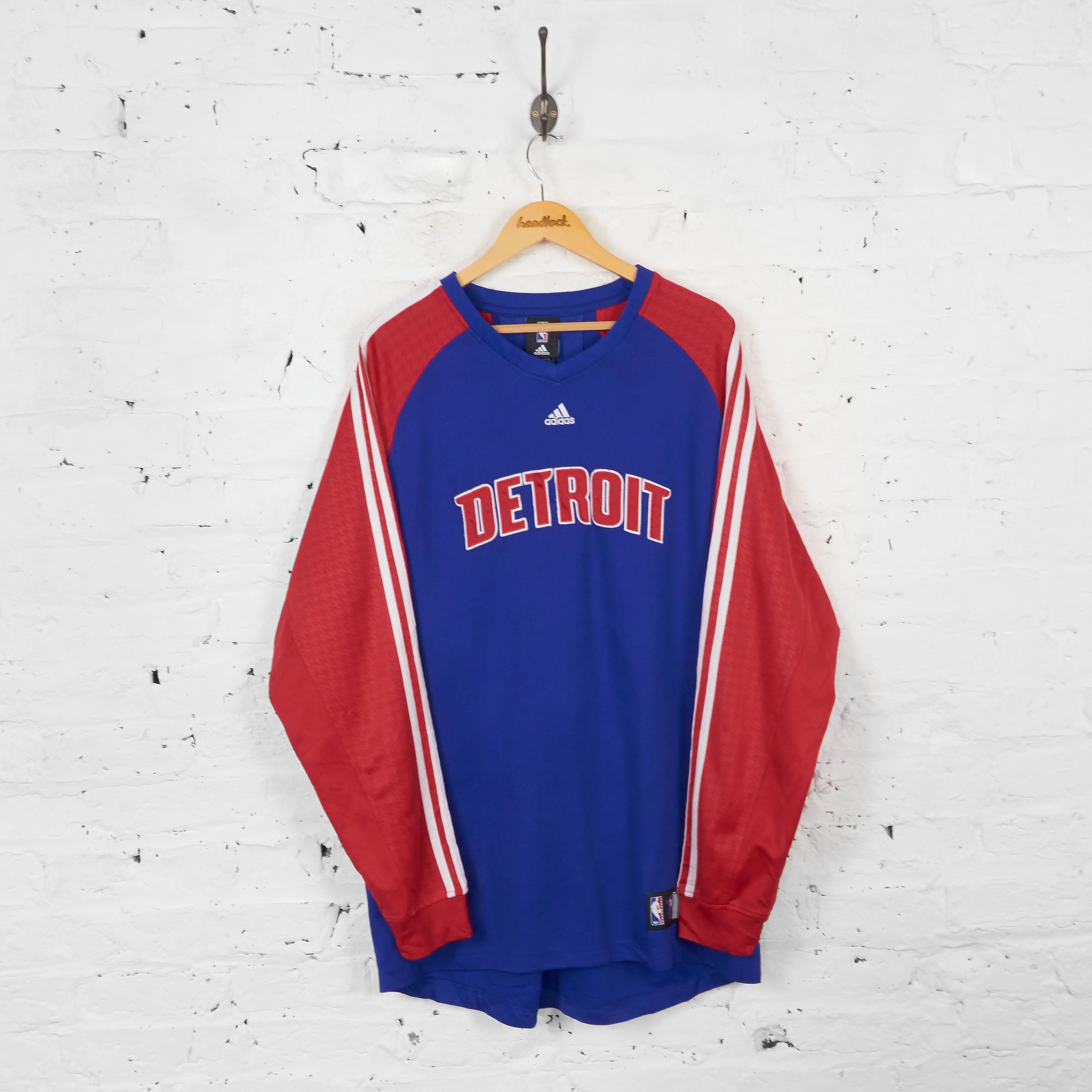 Vintage Adidas Detroit Pistons T-shirt - Blue/Red - XL