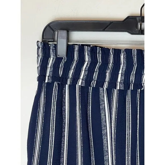 Waverly Grey Navy Blue And White Striped Elastic Waist Violet Shorts Size L