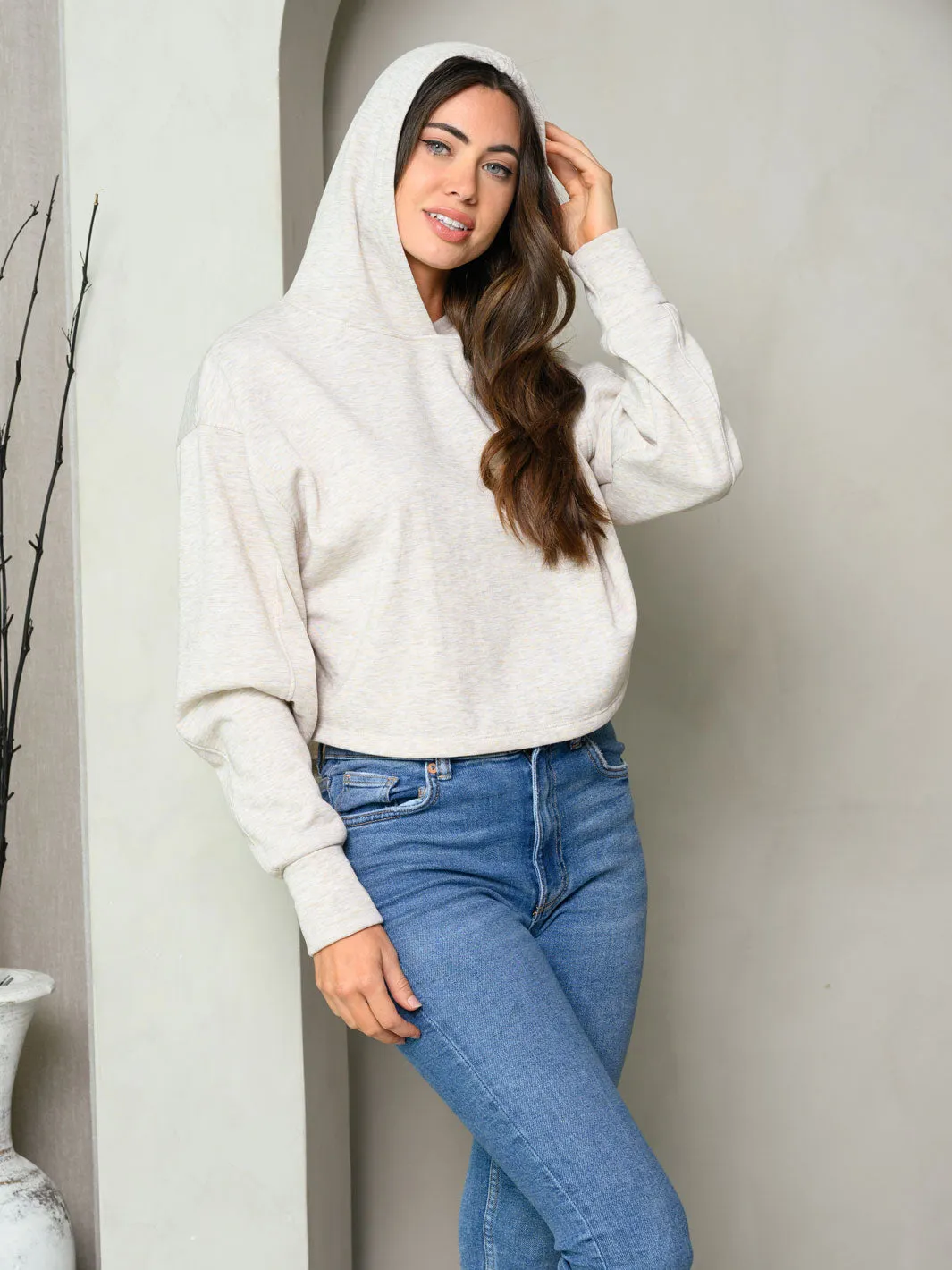 WOMEN'S LONG SLEEVE SOLID HOODED SWEATER
